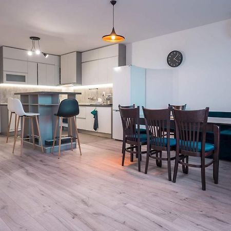 Turquoise By Rv Apartments Varna Bagian luar foto