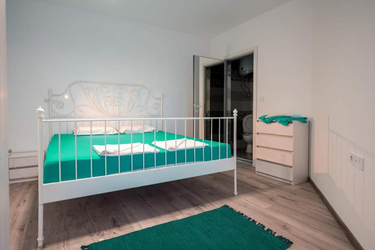 Turquoise By Rv Apartments Varna Bagian luar foto